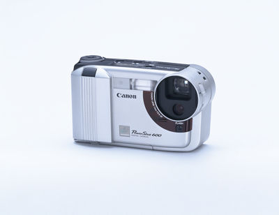 1996 PowerShot 600 digital camera